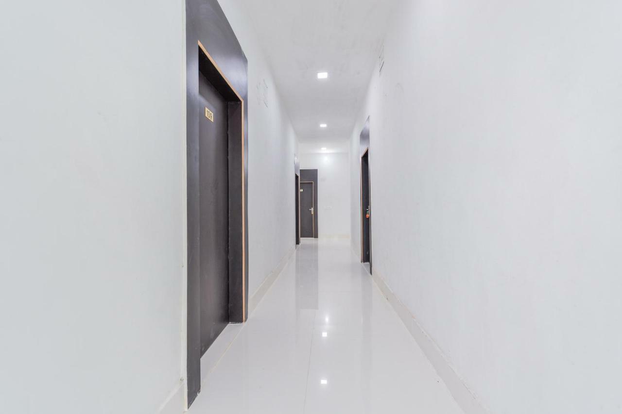 Oyo 43505 Hotel The White House Hisar Exterior photo